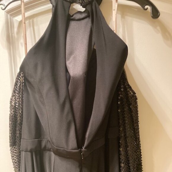 Faviana Glamour black embellished cold shoulder gown - Picture 6 of 7